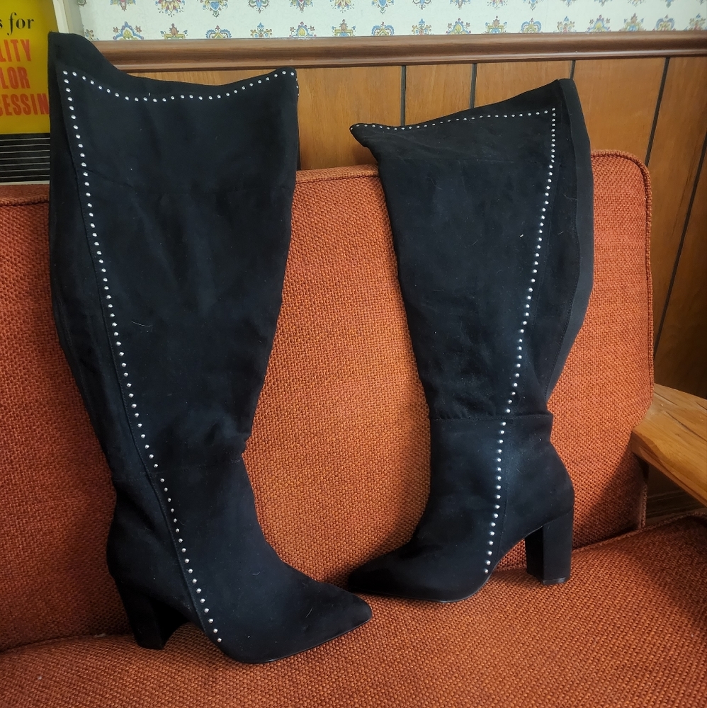 Thigh high Wide calf torrid boots size 8w!